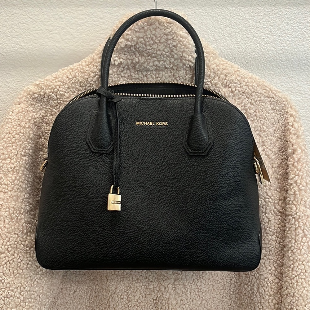 NWT Michael Kors Mercer Large Luggage Dome Satchel Black Adj Chain Strap
